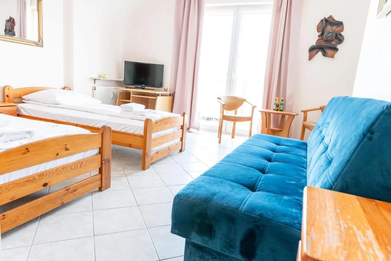 AL-DOM apartamenty Apartament Przy Plaży Kołobrzeg 0*,  Polska